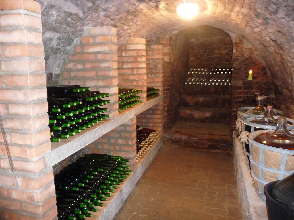 Penzion A Pizzerie Na Zalozne Kobyli Экстерьер фото